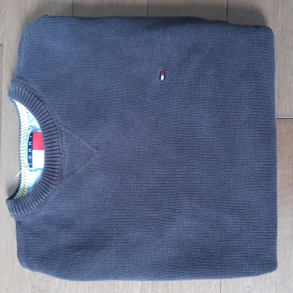 Tommy Hilfiger Other - Vintage Tommy Hilfiger / 100 % cotton grey Sweater